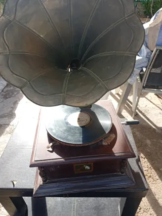 Gramófono His Master's Voice