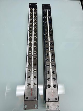2 Patch Panel Tascam PB-32H Patch bay