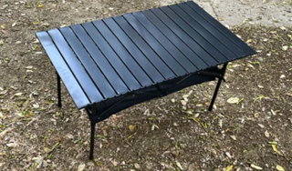 Mesa Camping Plegable Negra con Almacenamiento
