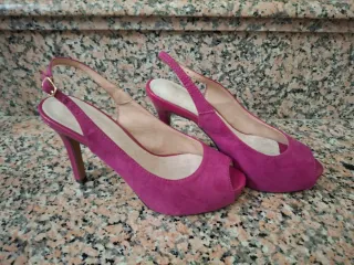 Zapatos de tacón rosa