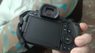 Canon EOS R6 Mark III Cámara