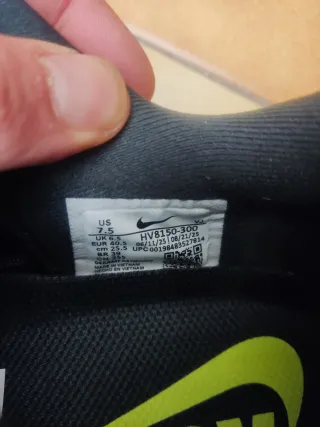 Zapatillas Nike Vomero Plus NUEVA t.40,5