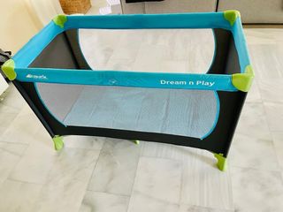 Cuna Portátil Hauck Dream n Play + colchón