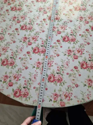 Mesa camilla redonda cristal y manteles