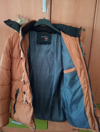 Anorak acolchado con cremallera