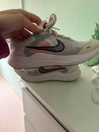 Nike Zapatillas Running Beige Multicolor