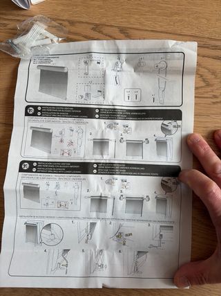 Estor blanco enrrollable semi-opaco ancho 44 cms.