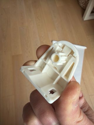 Estor blanco enrrollable semi-opaco ancho 44 cms.