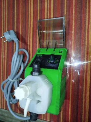 Bomba dosificadora EMEC 230V