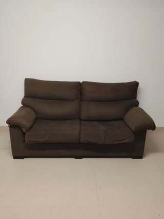 Sofá 2 plazas extensible marrón