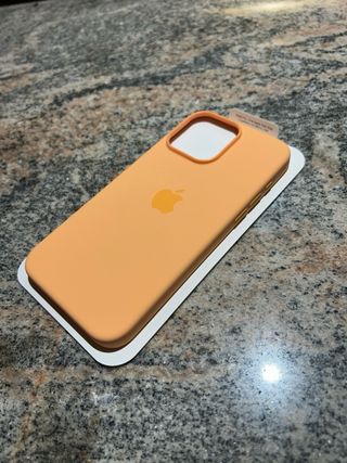 Cover iPhone 15 Pro Max Silicone MagSafe Arancione