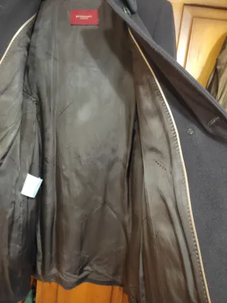 Gabardina Burberrys Beige y Abrigo marrón.