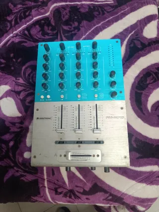Mesa de mezclas Omnitronic PM-3010