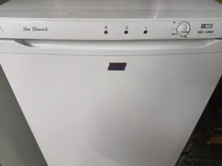 Congelador vertical New pol