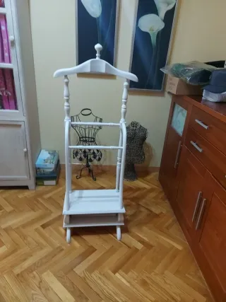 Galán de noche blanco