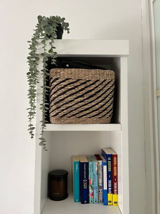 Estantería blanca madera