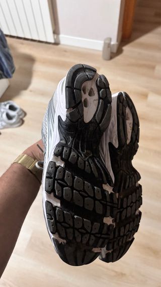 Zapatillas New Balance Gris Talla 42