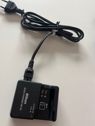 Cámara Nikon D60 + Teleobjetivo 55-200mm