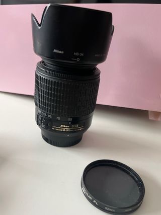 Cámara Nikon D60 + Teleobjetivo 55-200mm