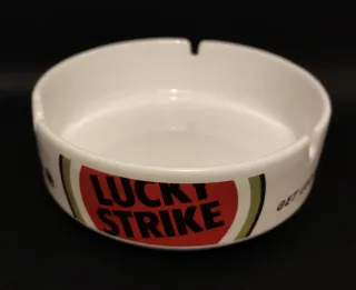Cenicero vintage Lucky Strike