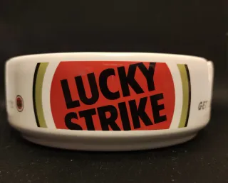 Cenicero vintage Lucky Strike