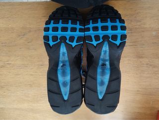 Tenis Nike Air Max 95 Negro y Azul