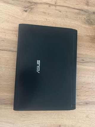 Portátil Asus U44SG 14"