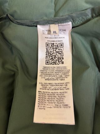 Cazadora acolchada Guess verde oliva hombre