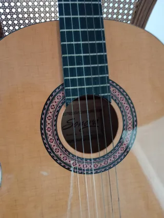 Guitarra Española Sonora