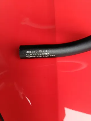 Manillar Bontrager y potencia trek Blendr