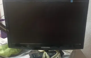 TV Samsung 20 con mando a distancia