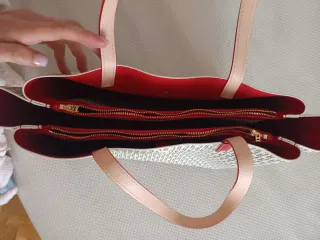 Bolso Carolina Herrera Beige y Rojo