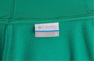 Forro polar técnico color verde COLUMBIA