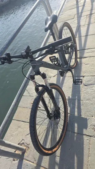 Bicicleta Megamo Trail Gris - Nueva