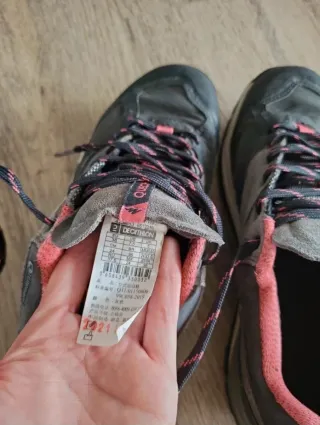 Botas de montaña Quechua T38