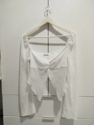 Blusa blanca Bershka talla M