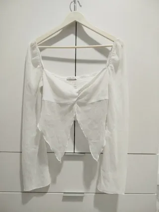 Blusa blanca Bershka talla M