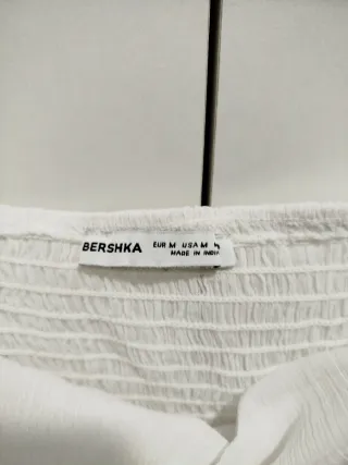 Blusa blanca Bershka talla M