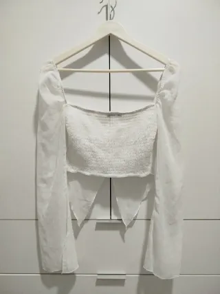 Blusa blanca Bershka talla M