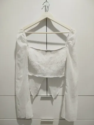 Blusa blanca Bershka talla M
