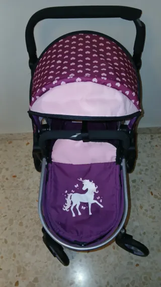 Cochecito de muñecas. Silla de paseo.