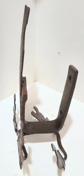 Antico pezzo carretto siciliano ferro battuto