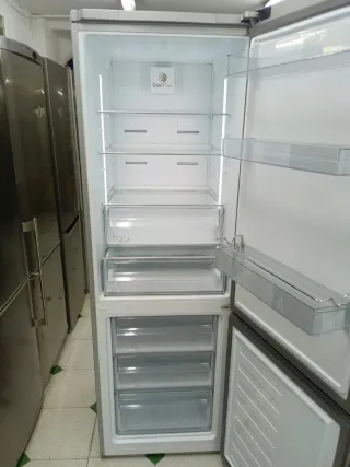 Nevera marca Grundig 185cm con garantía transporte
