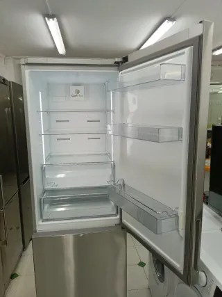 Nevera marca Grundig 185cm con garantía transporte