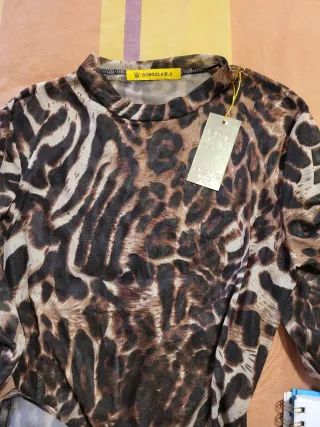 Camiseta animal print transparente