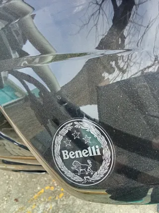 Benelli 125cc año 2021 con 9000km