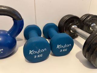 Pack Pesas Ejercicio: Mancuernas y Kettlebell