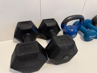 Pack Pesas Ejercicio: Mancuernas y Kettlebell