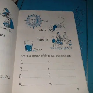 Antiguo libro de escuela el carro verde