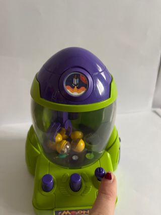 Máquina de garra espacial MOON (funcional)